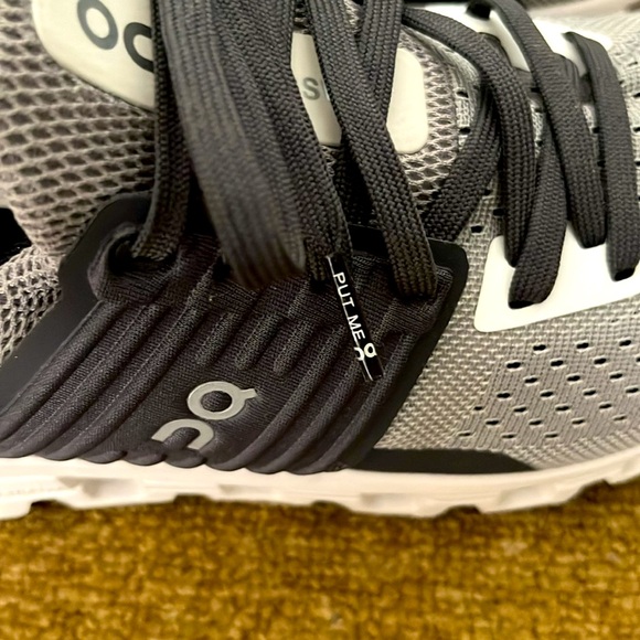 Cloudswift - On Cloud running size 6 US, EU 37. Like New - Picture 6 of 8